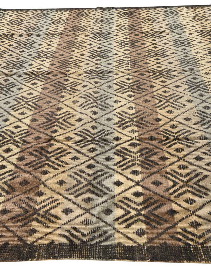 Detail image of  10' 2 x 14' 1  Hand Knotted Darya Wool Rug