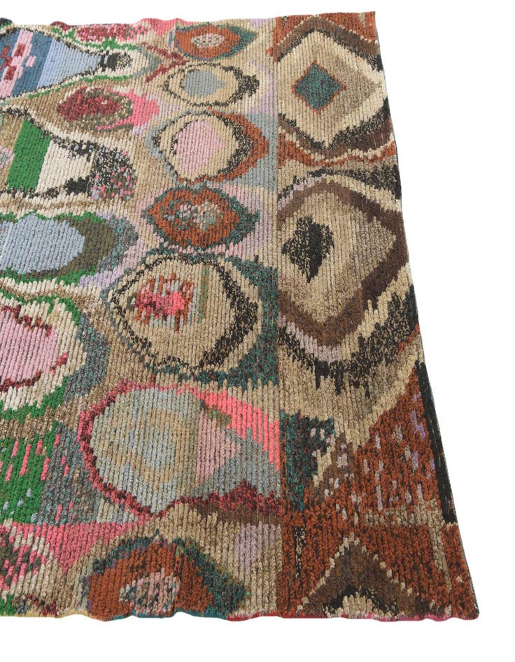 Detail image of  6' 4 x 9' 8  Hand Knotted Darya Wool Rug