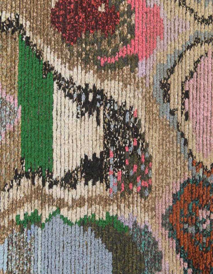 Detail image of  6' 4 x 9' 8  Hand Knotted Darya Wool Rug