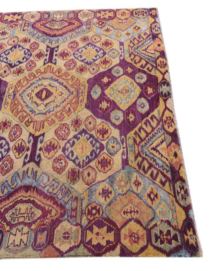 Detail image of  5' 9 x 7' 8  Hand Knotted Darya Rug