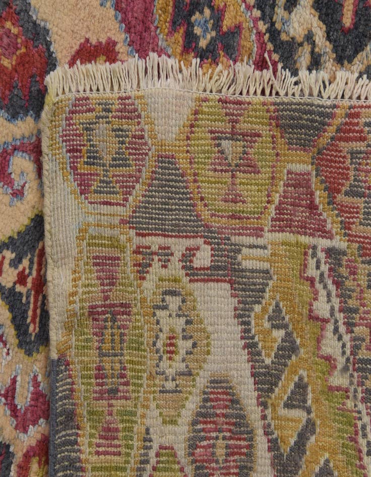 Detail image of  5' 4 x 8'  Hand Knotted Darya Rug