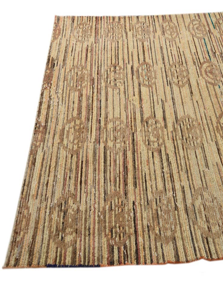 Detail image of  6' 2 x 9' 8  Hand Knotted Darya Wool Rug