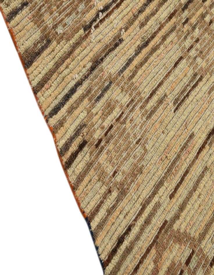 Detail image of  6' 2 x 9' 8  Hand Knotted Darya Wool Rug