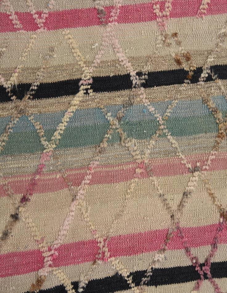 Detail image of  6' 5 x 10' 2  Hand Knotted Darya Wool Rug
