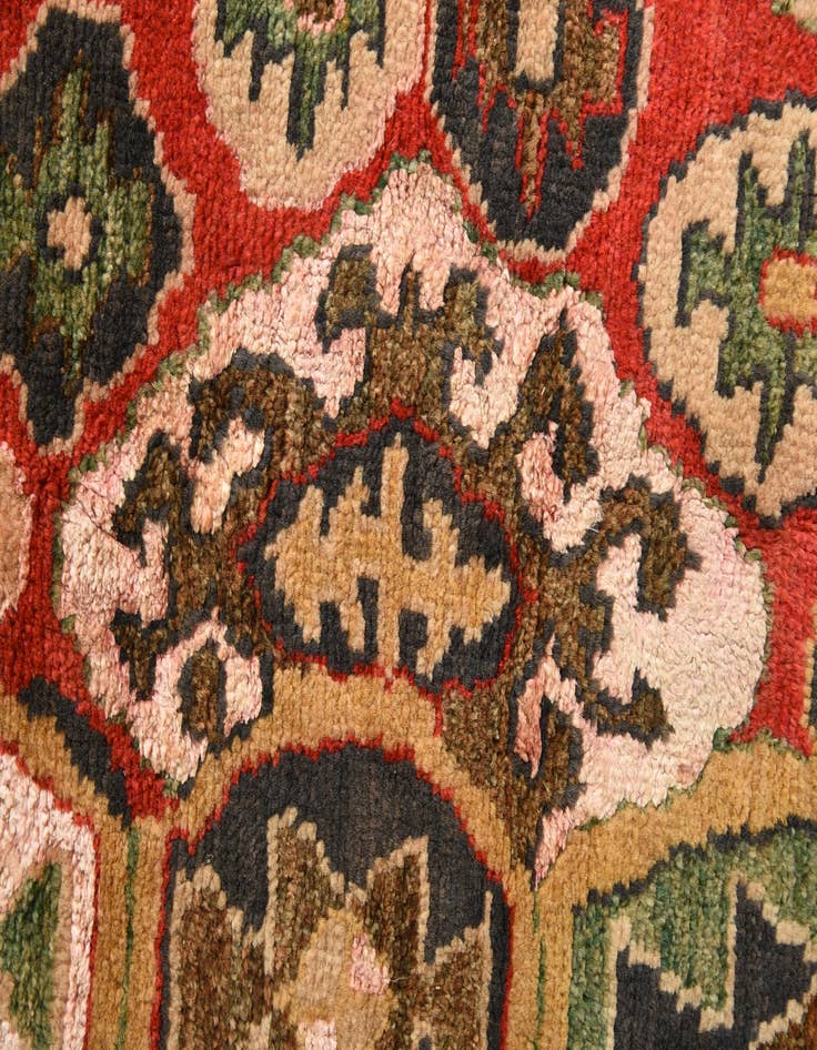 Detail image of  8' x 10' 5  Hand Knotted Darya Rug