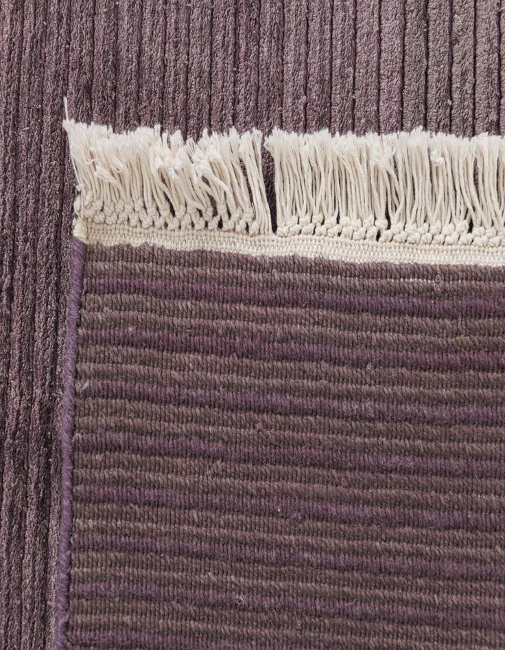 Detail image of  8' 3 x 9' 11  Hand Knotted Darya Wool Rug
