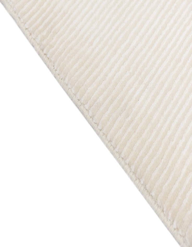 Detail image of  7' 10 x 9' 10  Hand Knotted Darya Wool Rug