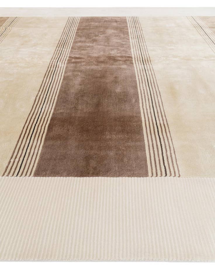 Detail image of  8' 2 x 9' 9  Hand Knotted Darya Wool Rug