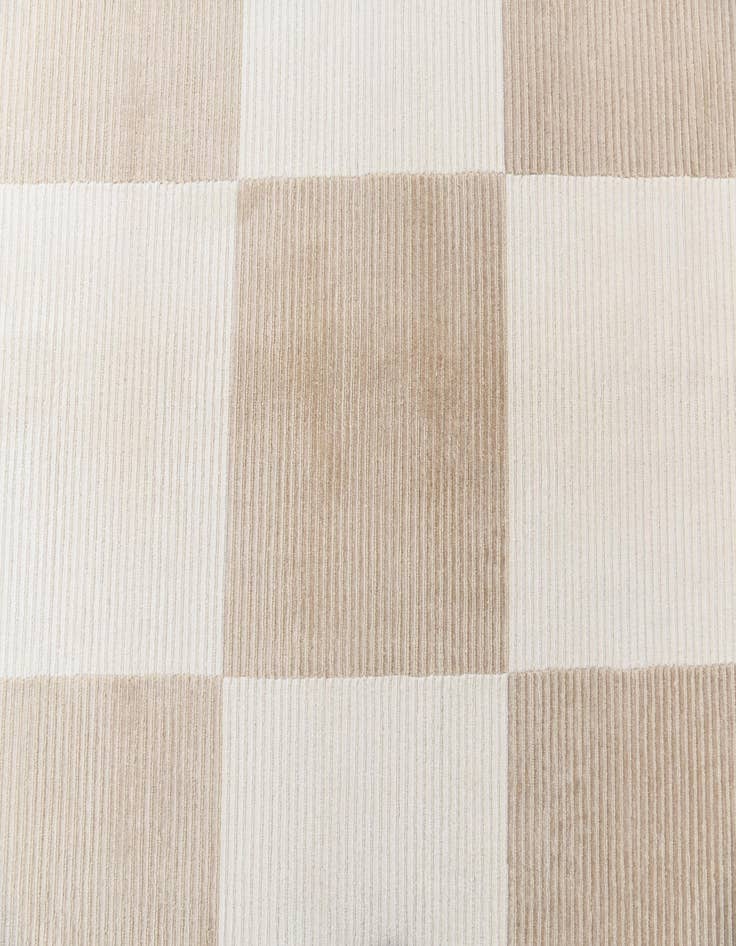 Detail image of  8' 2 x 11' 7  Hand Knotted Darya Wool Rug