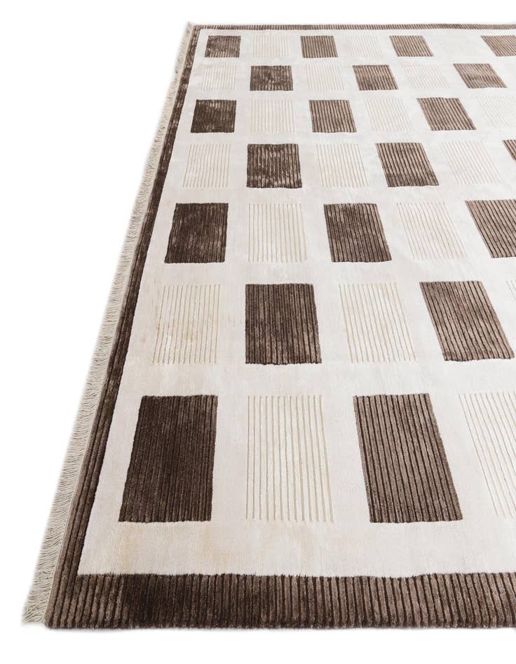 Detail image of  8' 2 x 12'  Hand Knotted Darya Wool Rug