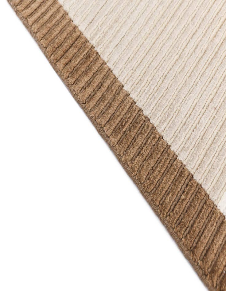 Detail image of  8' 1 x 11' 5  Hand Knotted Darya Wool Rug