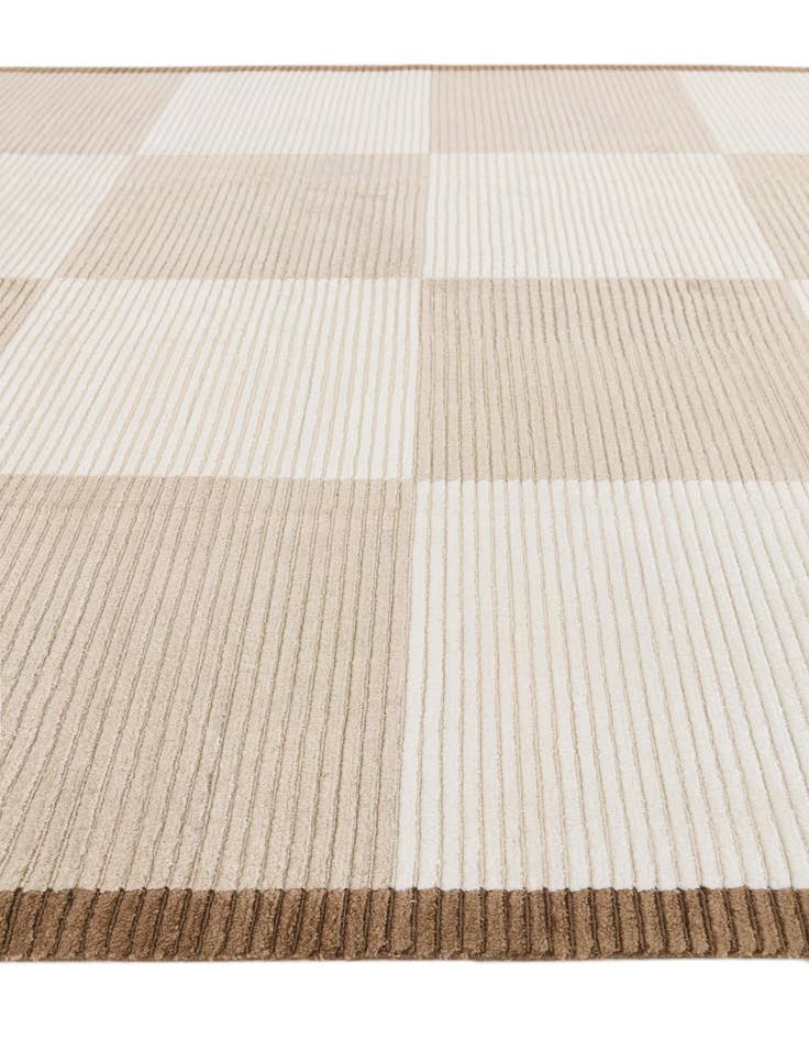 Detail image of  6' 5 x 9' 7  Hand Knotted Darya Wool Rug