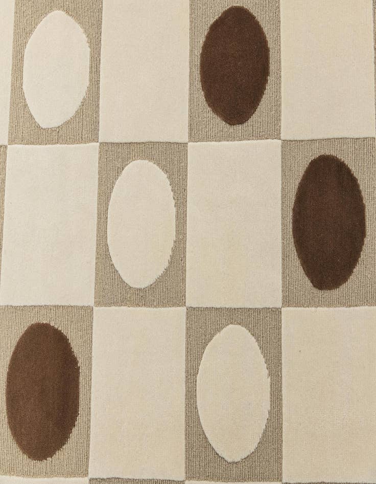 Detail image of  6' 6 x 9' 10  Hand Knotted Darya Wool Rug