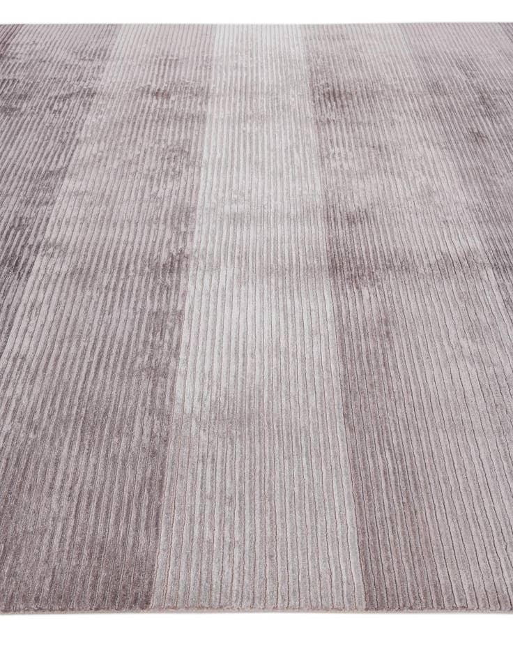 Detail image of  6' 7 x 9' 11  Hand Knotted Darya Wool Rug