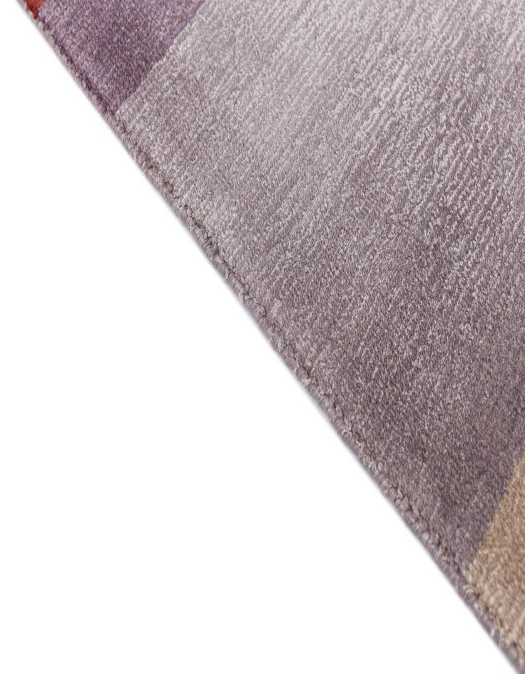 Detail image of  6' 4 x 9' 8  Hand Knotted Darya Wool Rug