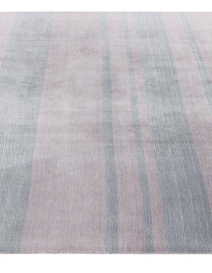 Detail image of  6' 7 x 9' 10  Hand Knotted Darya Wool Rug