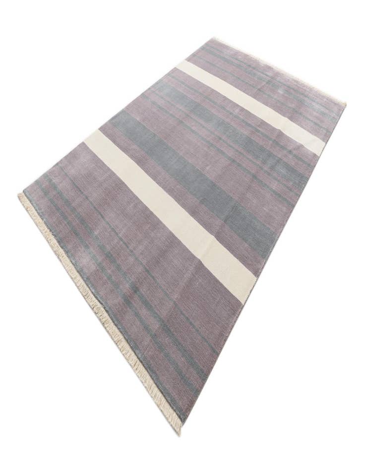 Detail image of  6' 6 x 9' 9  Hand Knotted Darya Wool Rug