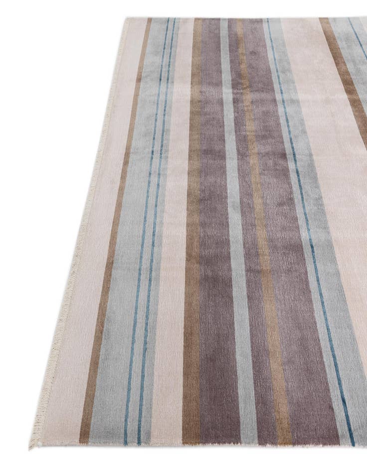 Detail image of  6' 6 x 9' 9  Hand Knotted Darya Wool Rug