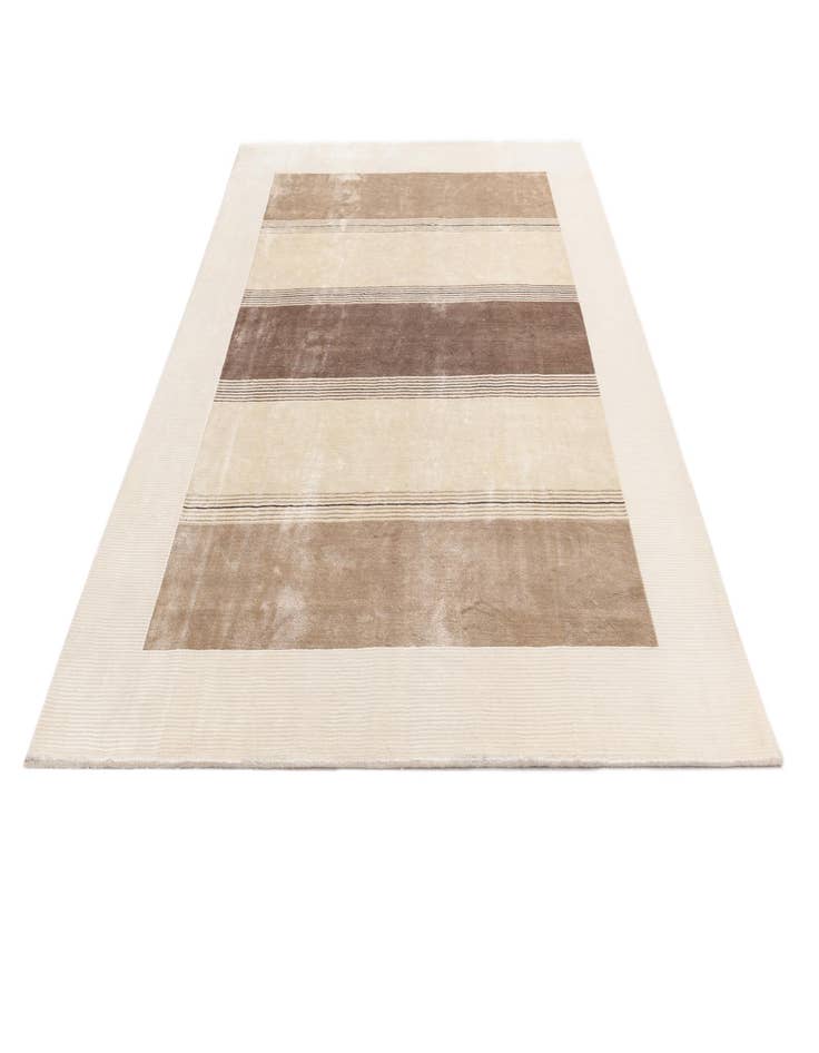 Detail image of  6' 10 x 9' 6  Hand Knotted Darya Wool Rug