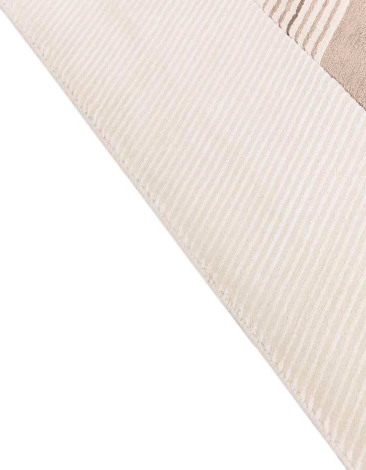 Detail image of  6' 10 x 9' 6  Hand Knotted Darya Wool Rug