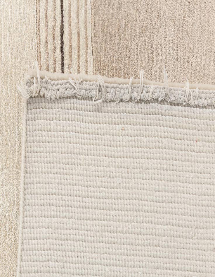 Detail image of  6' 10 x 9' 6  Hand Knotted Darya Wool Rug