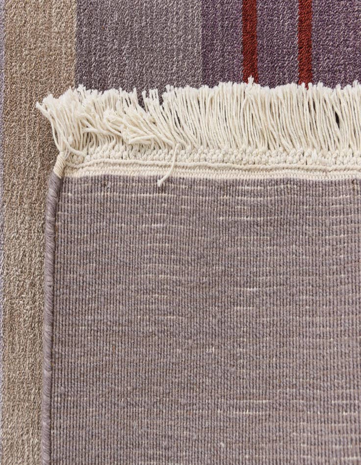 Detail image of  6' 7 x 9' 10  Hand Knotted Darya Wool Rug