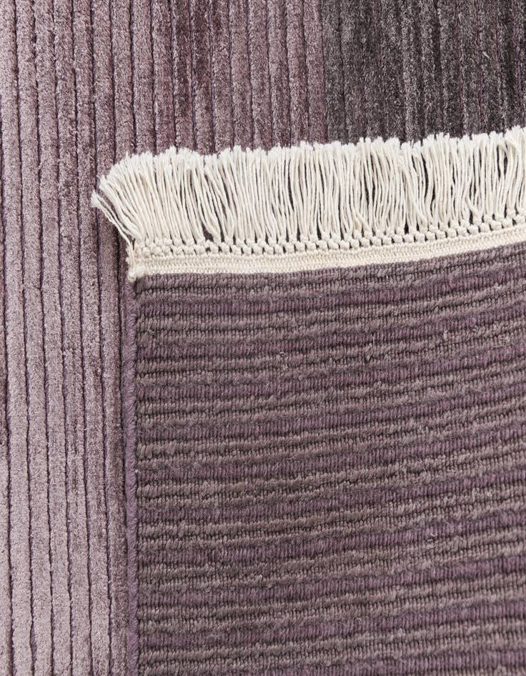 Detail image of  6' 7 x 9' 10  Hand Knotted Darya Wool Rug