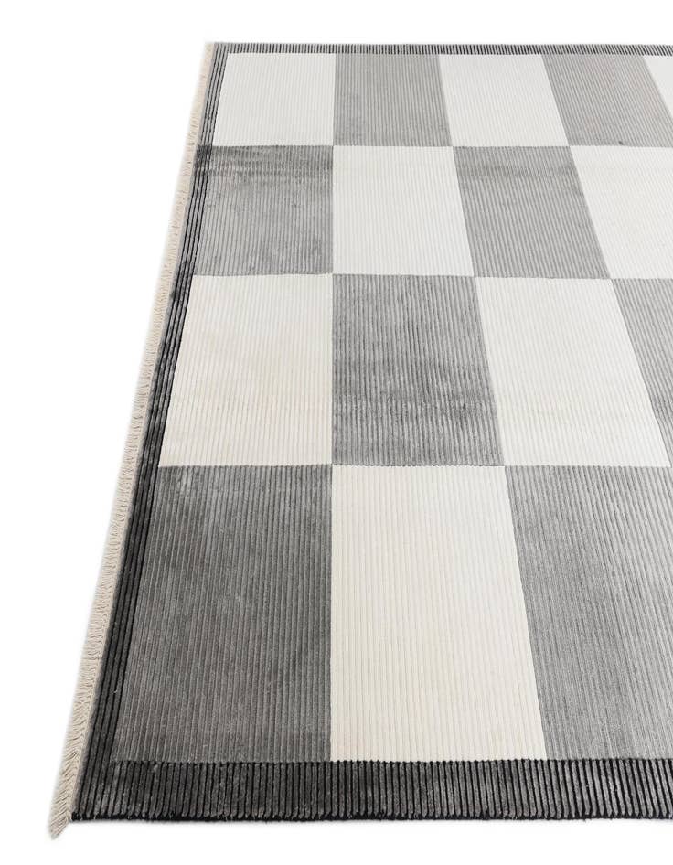 Detail image of  6' 6 x 9' 11  Hand Knotted Darya Wool Rug