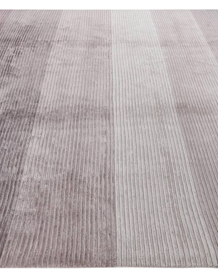 Detail image of  6' 7 x 9' 10  Hand Knotted Darya Wool Rug