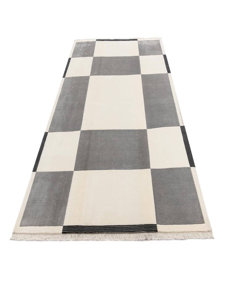 Detail image of  6' 7 x 10'  Hand Knotted Darya Wool Rug