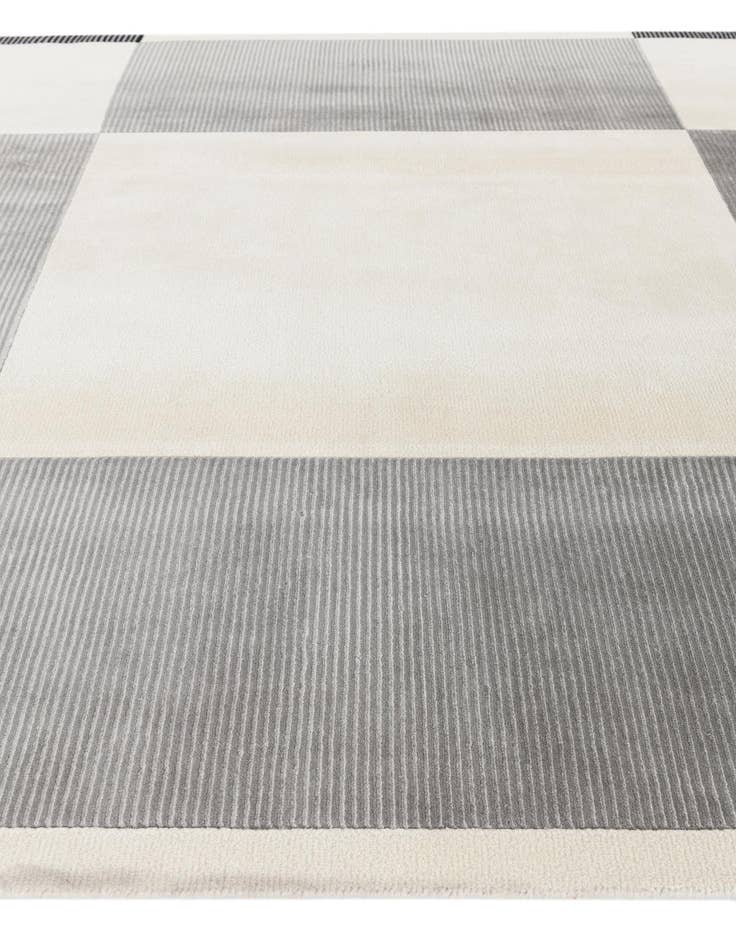 Detail image of  6' 7 x 10'  Hand Knotted Darya Wool Rug