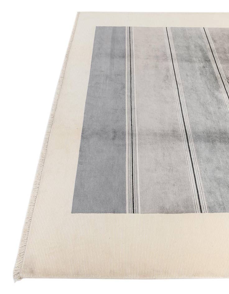 Detail image of  6' 11 x 9' 4  Hand Knotted Darya Wool Rug