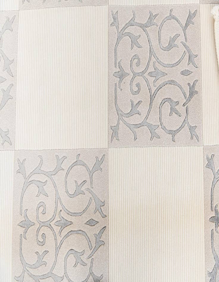 Detail image of  6' 7 x 9' 10  Hand Knotted Darya Wool Rug