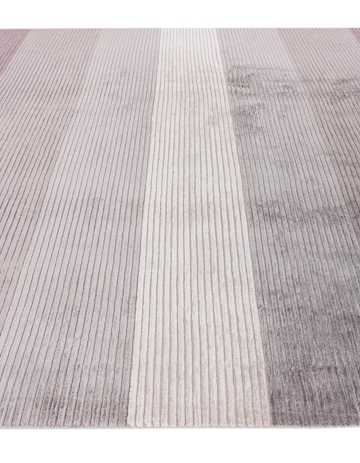 Detail image of  6' 7 x 10'  Hand Knotted Darya Wool Rug