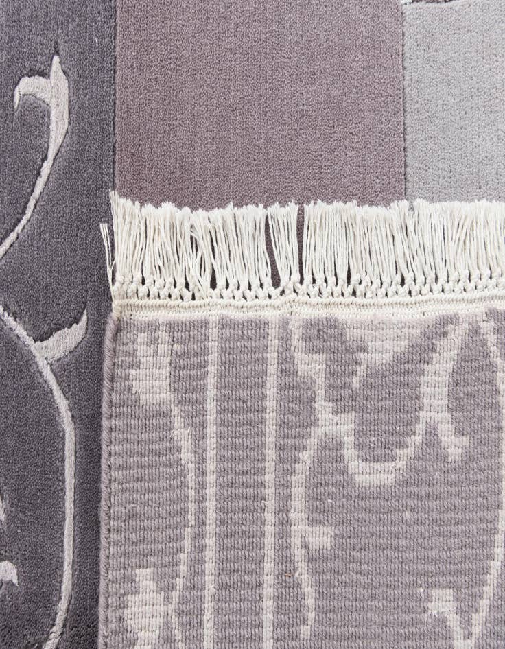 Detail image of  4' 6 x 6' 9  Hand Knotted Darya Wool Rug