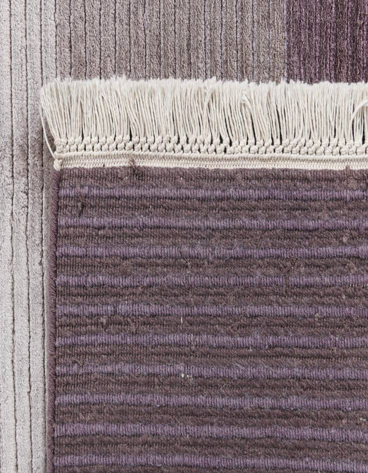 Detail image of  4' 10 x 6' 9  Hand Knotted Darya Wool Rug