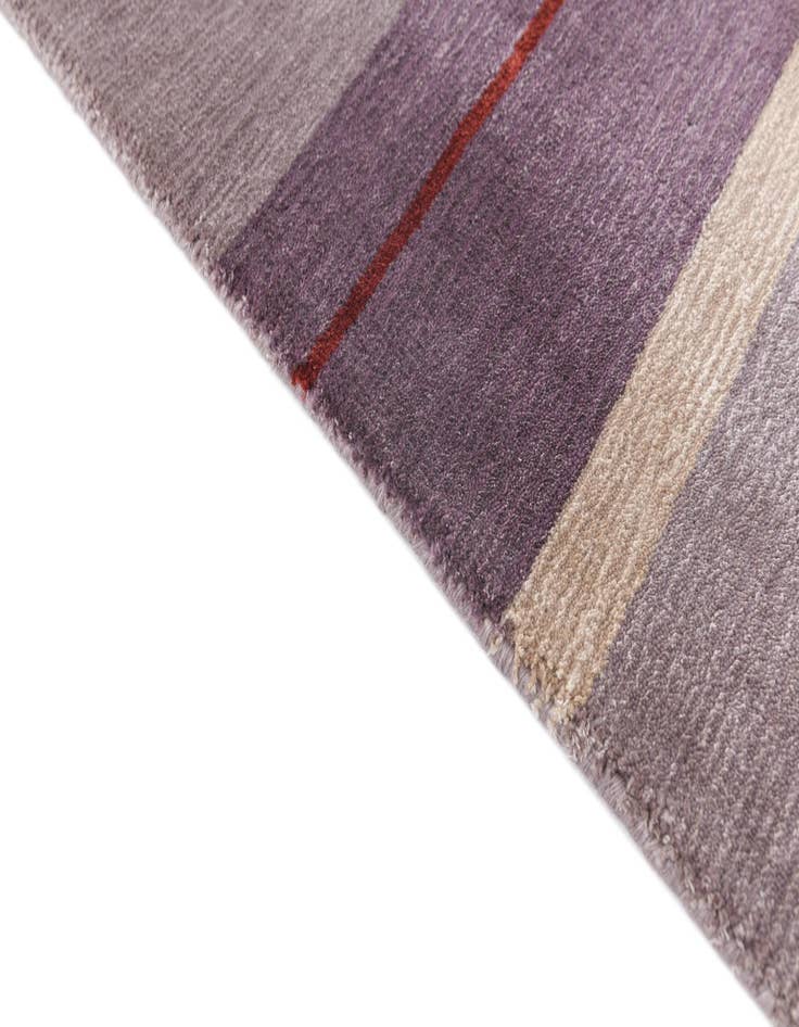 Detail image of  4' 11 x 6' 7  Hand Knotted Darya Wool Rug