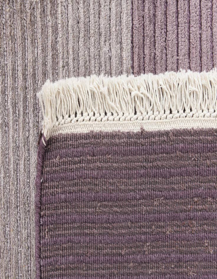 Detail image of  4' 11 x 6' 7  Hand Knotted Darya Wool Rug