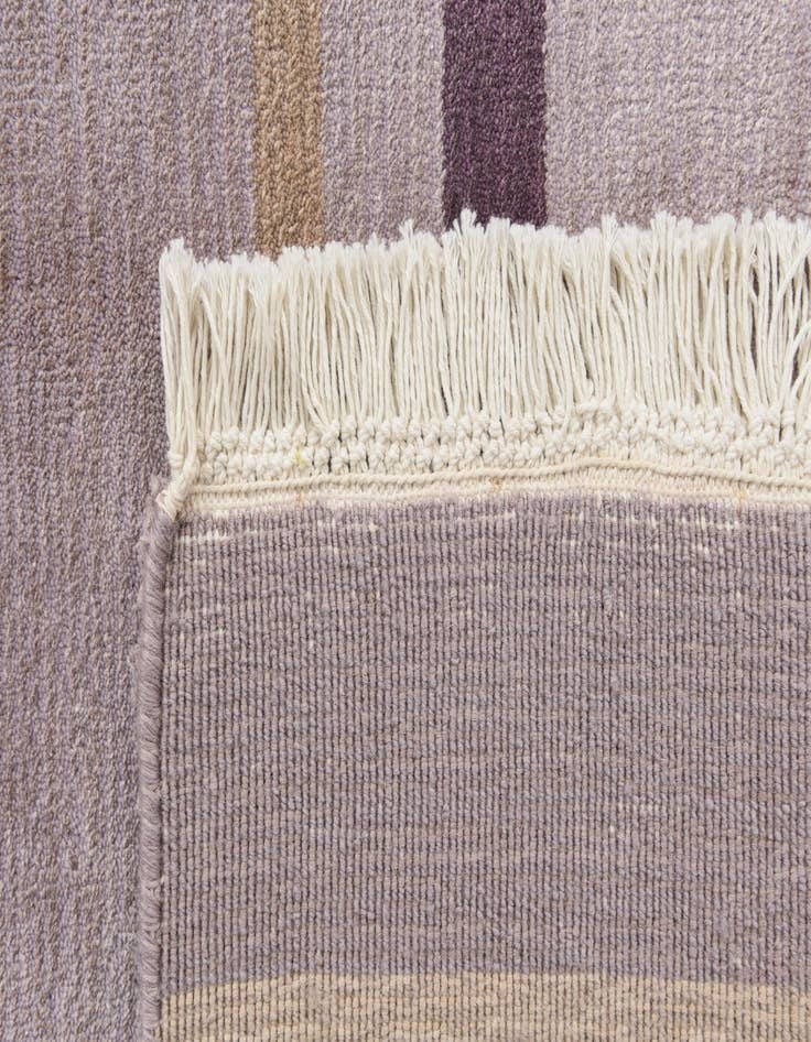 Detail image of  4' 11 x 6' 7  Hand Knotted Darya Wool Rug