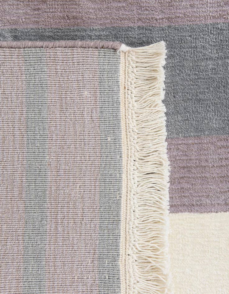 Detail image of  4' 11 x 6' 8  Hand Knotted Darya Wool Rug