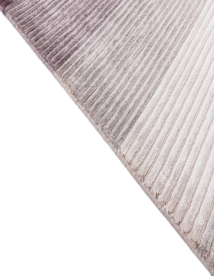 Detail image of  4' 11 x 6' 5  Hand Knotted Darya Wool Rug