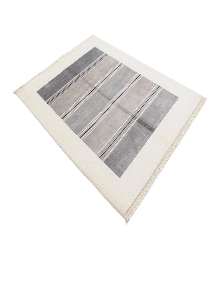 Detail image of  4' 11 x 6' 8  Hand Knotted Darya Wool Rug