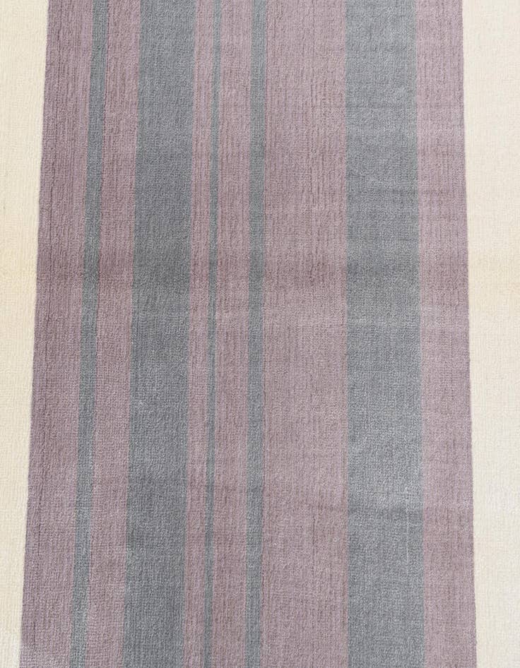 Detail image of  4' 11 x 6' 7  Hand Knotted Darya Wool Rug