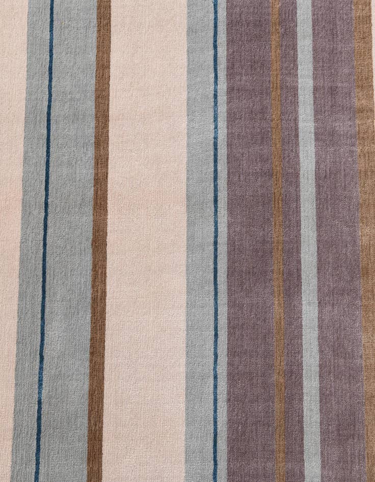 Detail image of  4' 11 x 6' 7  Hand Knotted Darya Wool Rug