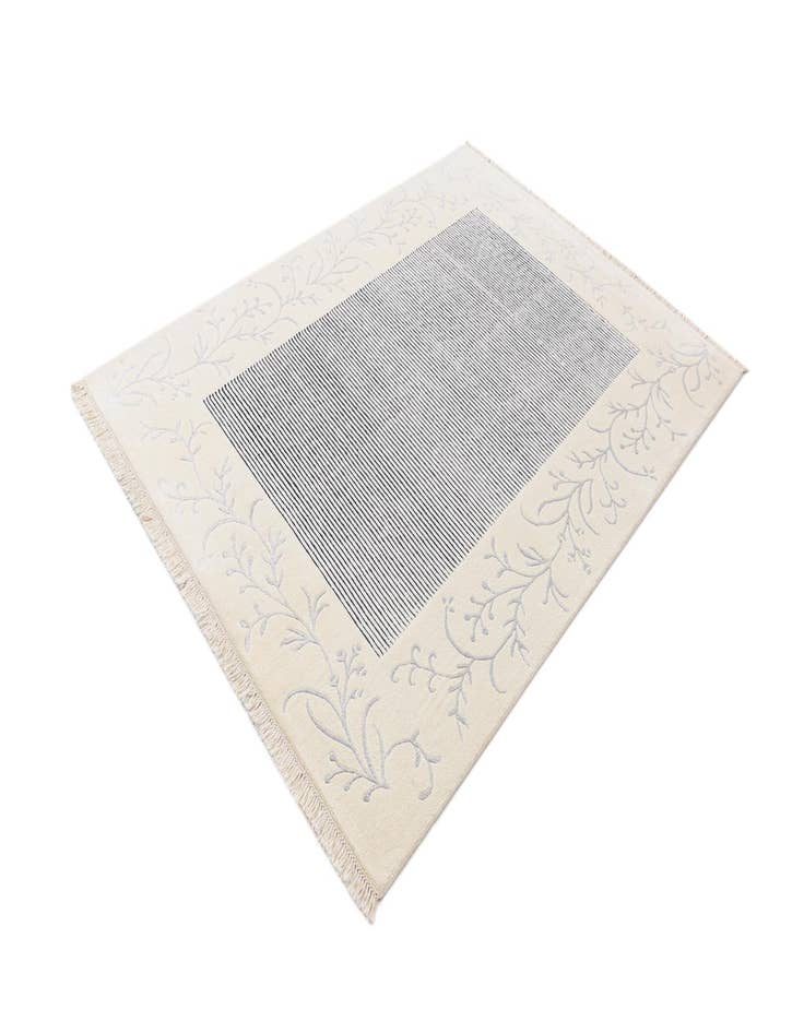 Detail image of  5' 9 x 7' 10  Hand Knotted Darya Wool Rug