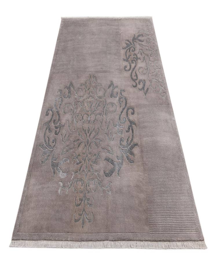 Detail image of  5' 5 x 7' 8  Hand Knotted Darya Wool Rug