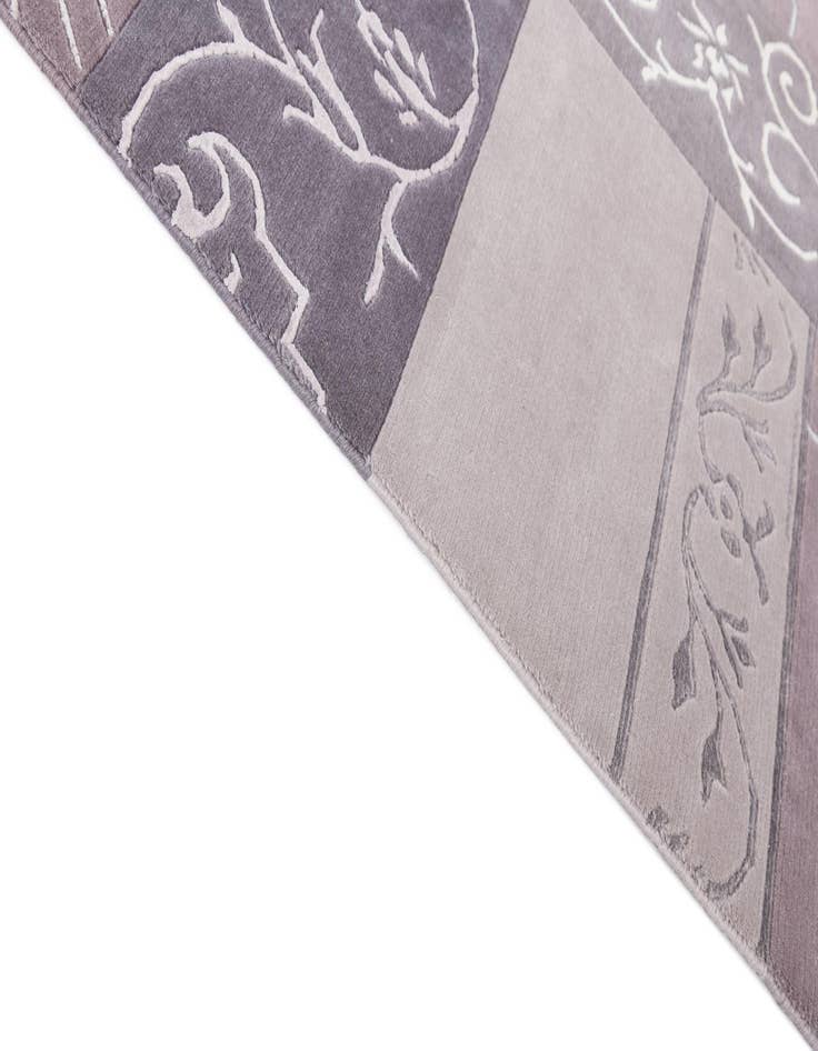 Detail image of  5' 7 x 8'  Hand Knotted Darya Wool Rug