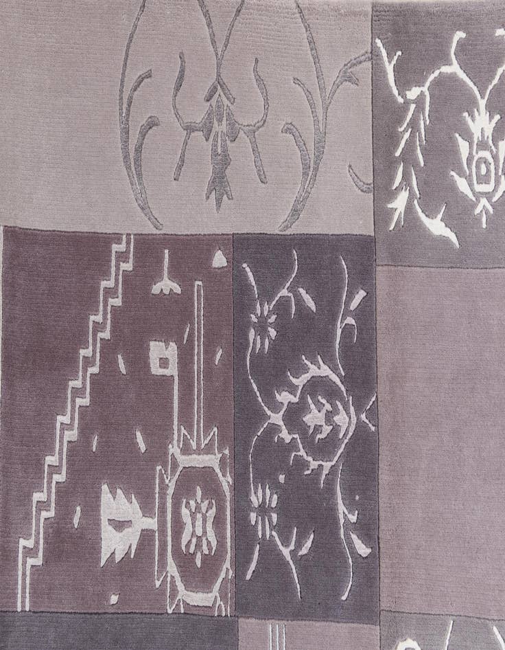 Detail image of  5' 7 x 8'  Hand Knotted Darya Wool Rug