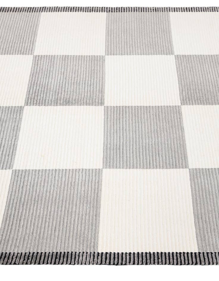 Detail image of  5' 6 x 7' 9  Hand Knotted Darya Wool Rug