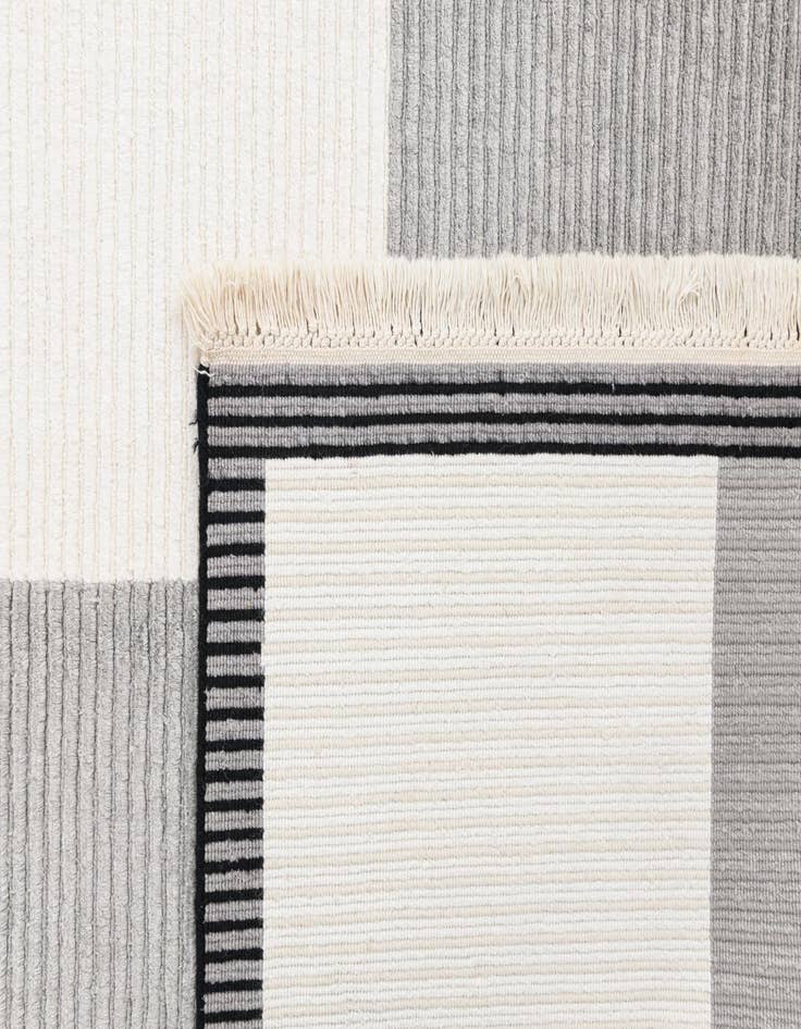 Detail image of  5' 6 x 7' 9  Hand Knotted Darya Wool Rug